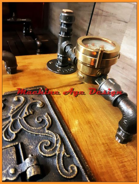 machine age Antik kályhaajtós asztal steampunk